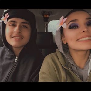 Meet your Posher, Loretta